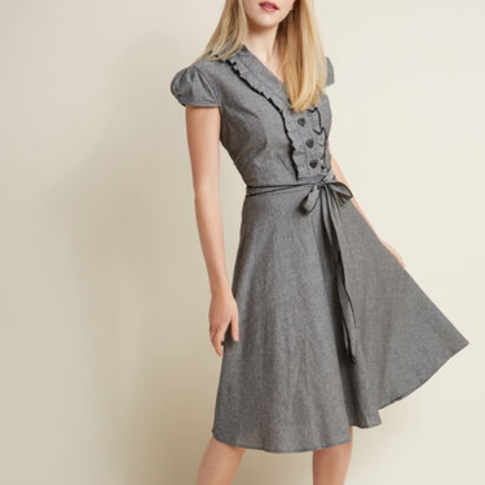 Modcloth's About the Artist by Yellow Star
